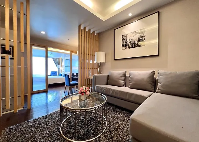 Hotel Sora & Sukhumvit Bangkok