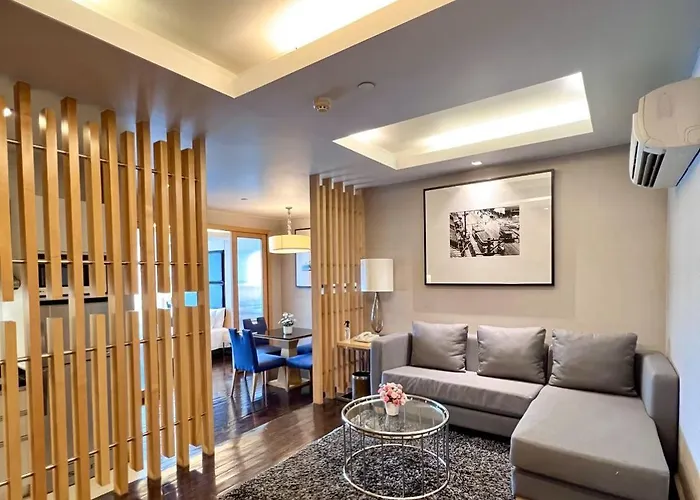 Sora & Sukhumvit 4*