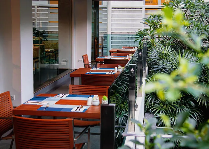 Hotel Sora & Sukhumvit 4*